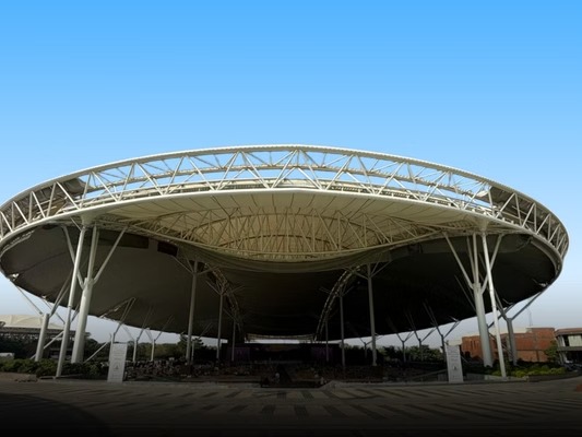 10,000 TM Practitioners gather to meditate for the World Peace Assembly